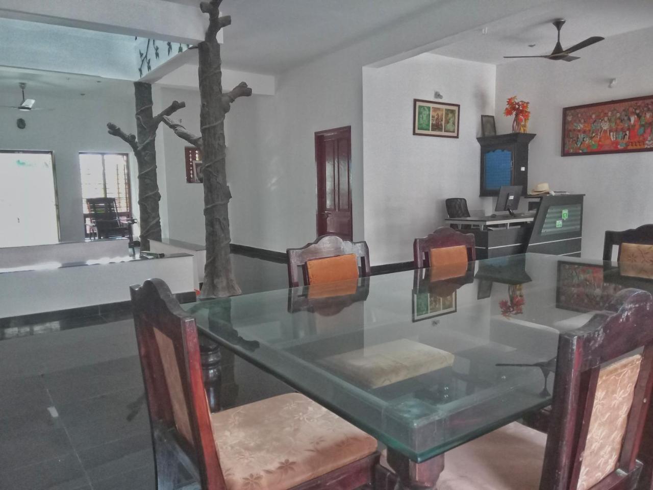 Vedic Heritage Boutique Hotel 可瓦兰 外观 照片
